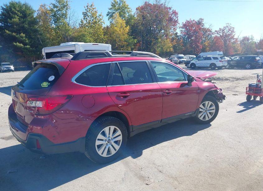 Photo 4 of 2018 Subaru Outback 2.5I PREMIUM (VIN 4S4BSADC2J3208339)