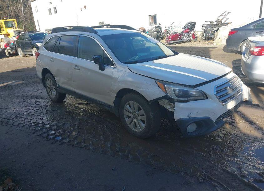 2015 Subaru Outback 2.5I PREMIUM (VIN 4S4BSADC8F3225637) main photo