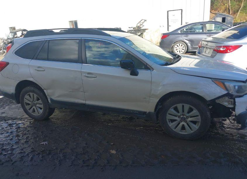 Photo 13 of 2015 Subaru Outback 2.5I PREMIUM (VIN 4S4BSADC8F3225637)