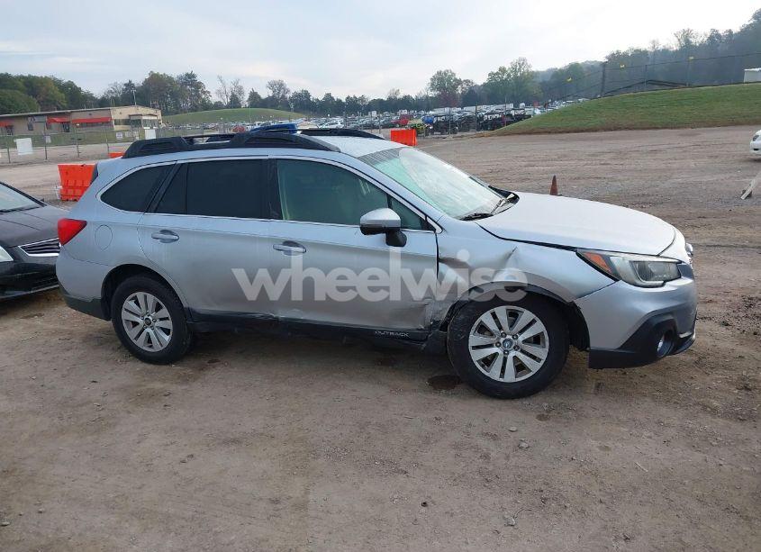 Photo 12 of 2018 Subaru Outback 2.5I PREMIUM (VIN 4S4BSAFC0J3306542)