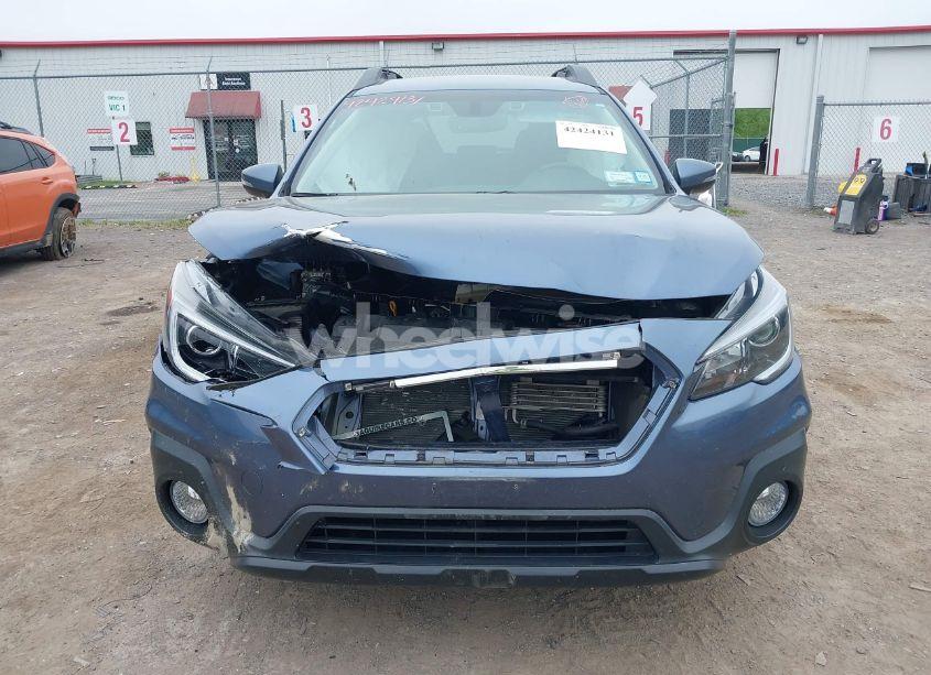 Photo 12 of 2018 Subaru Outback 2.5I PREMIUM (VIN 4S4BSAFC0J3371830)