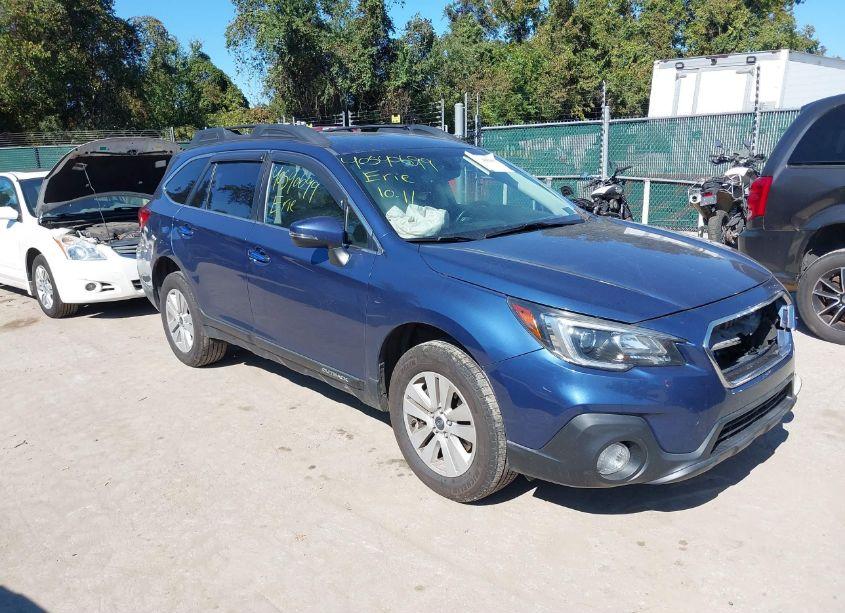 2019 Subaru Outback 2.5I PREMIUM (VIN 4S4BSAFC0K3276184) main photo