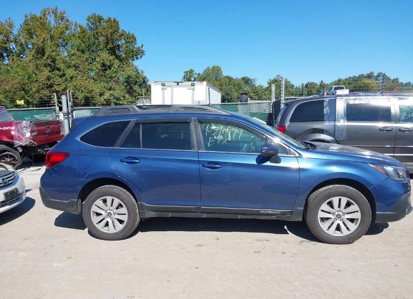 Photo 13 of 2019 Subaru Outback 2.5I PREMIUM (VIN 4S4BSAFC0K3276184)