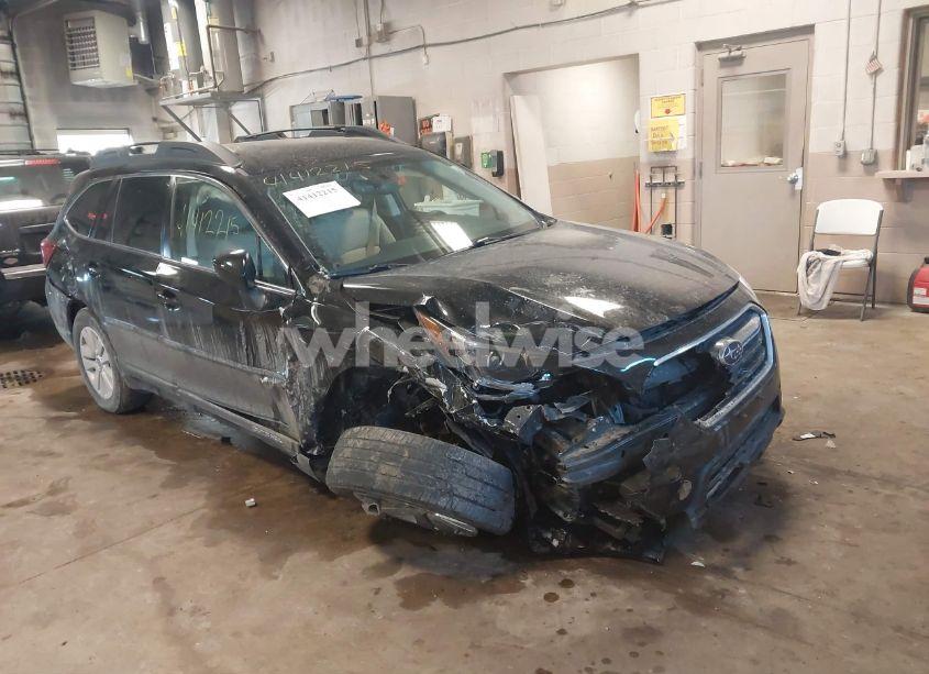 2019 Subaru Outback 2.5I PREMIUM (VIN 4S4BSAFC0K3310379) main photo