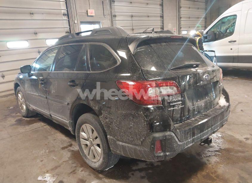 Photo 3 of 2019 Subaru Outback 2.5I PREMIUM (VIN 4S4BSAFC0K3310379)