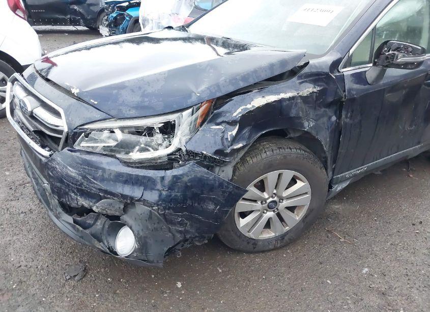 Photo 6 of 2018 Subaru Outback 2.5I PREMIUM (VIN 4S4BSAFC1J3379015)