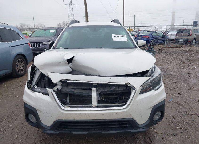 Photo 12 of 2018 Subaru Outback 2.5I PREMIUM (VIN 4S4BSAFC2J3325920)