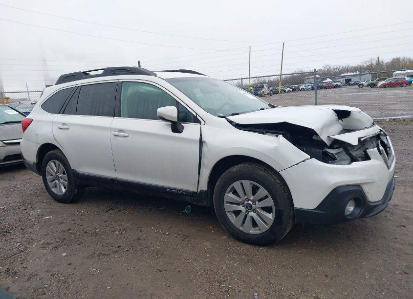 Photo 13 of 2018 Subaru Outback 2.5I PREMIUM (VIN 4S4BSAFC2J3325920)