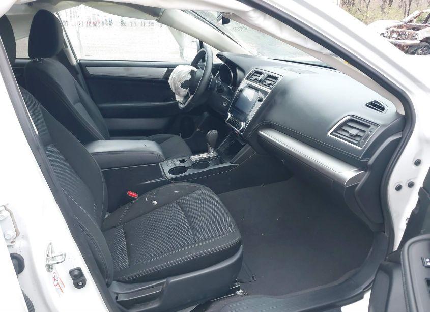 Photo 5 of 2018 Subaru Outback 2.5I PREMIUM (VIN 4S4BSAFC2J3325920)