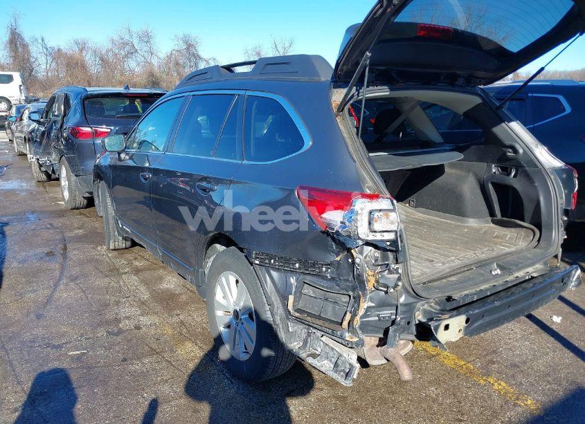 Photo 3 of 2019 Subaru Outback 2.5I PREMIUM (VIN 4S4BSAFC2K3258687)