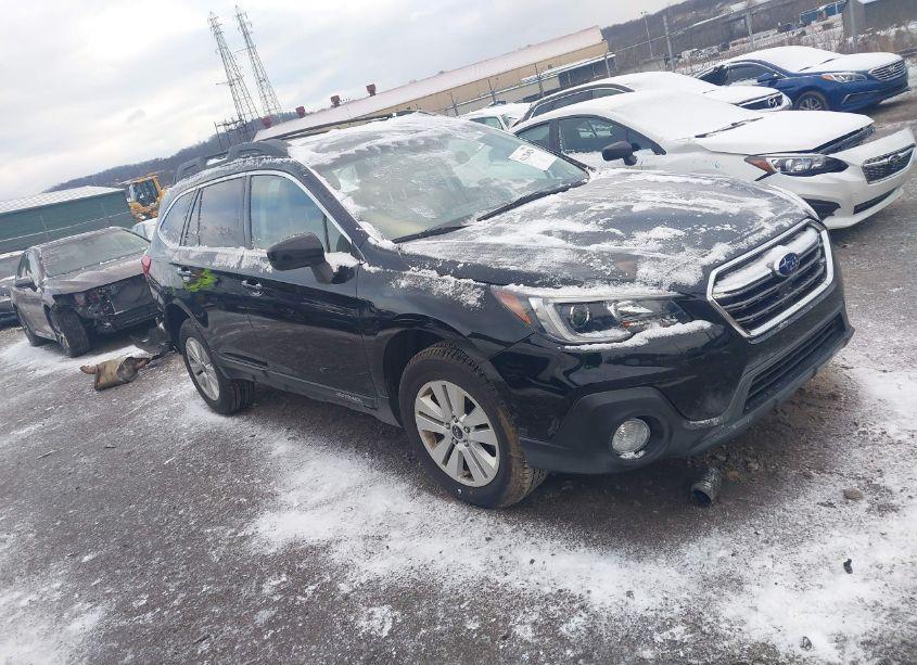 2019 Subaru Outback 2.5I PREMIUM (VIN 4S4BSAFC2K3302719) main photo