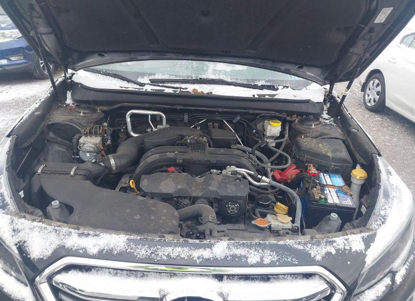 Photo 10 of 2019 Subaru Outback 2.5I PREMIUM (VIN 4S4BSAFC2K3302719)