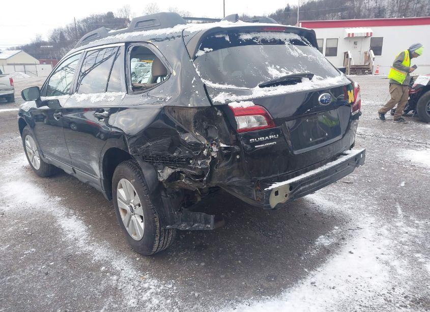 Photo 6 of 2019 Subaru Outback 2.5I PREMIUM (VIN 4S4BSAFC2K3302719)
