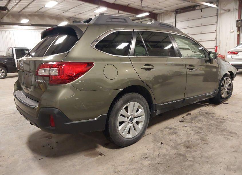 Photo 4 of 2019 Subaru Outback 2.5I PREMIUM (VIN 4S4BSAFC2K3345019)