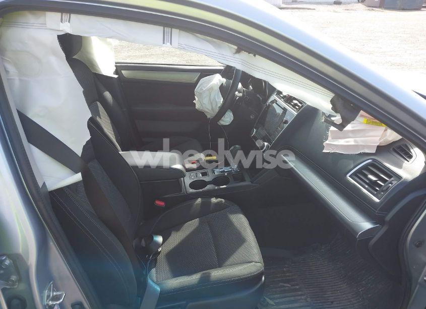 Photo 5 of 2019 Subaru Outback 2.5I PREMIUM (VIN 4S4BSAFC3K3268578)