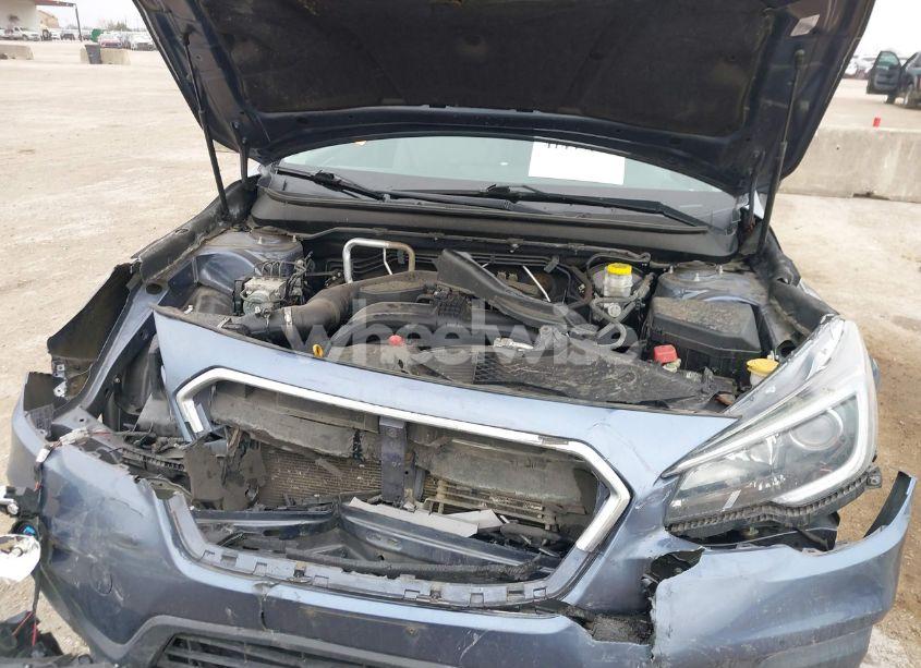 Photo 10 of 2018 Subaru Outback 2.5I PREMIUM (VIN 4S4BSAFC4J3261928)