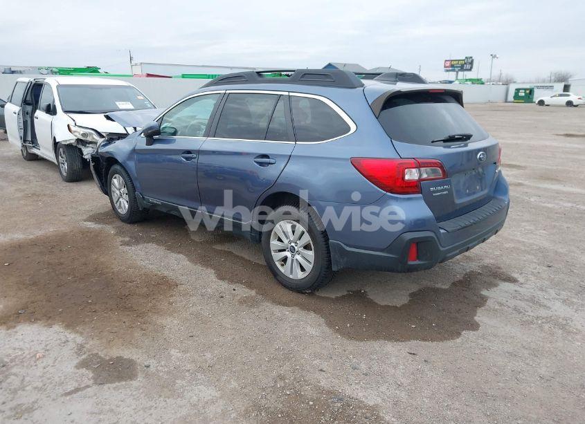 Photo 3 of 2018 Subaru Outback 2.5I PREMIUM (VIN 4S4BSAFC4J3261928)