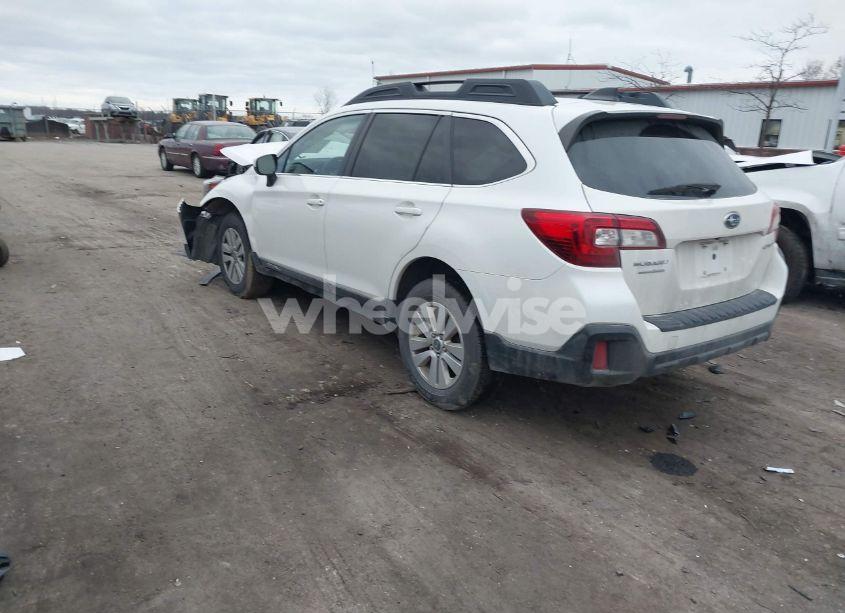 Photo 3 of 2019 Subaru Outback 2.5I PREMIUM (VIN 4S4BSAFC4K3220331)