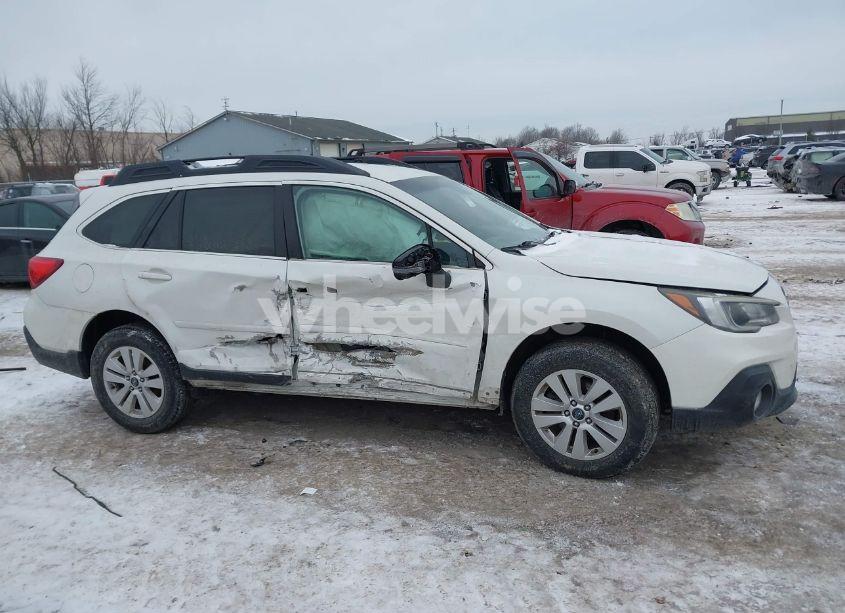 Photo 13 of 2019 Subaru Outback 2.5I PREMIUM (VIN 4S4BSAFC4K3321854)