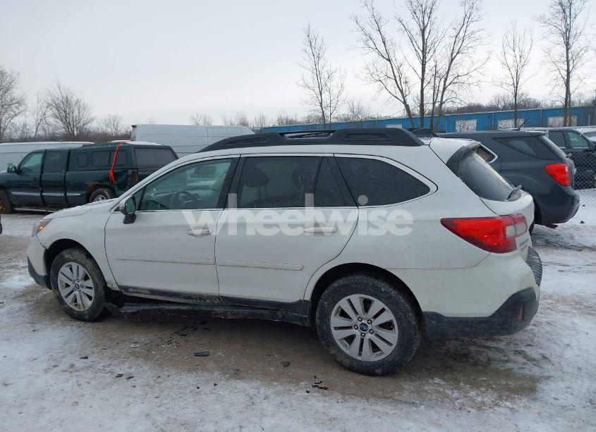 Photo 14 of 2019 Subaru Outback 2.5I PREMIUM (VIN 4S4BSAFC4K3321854)