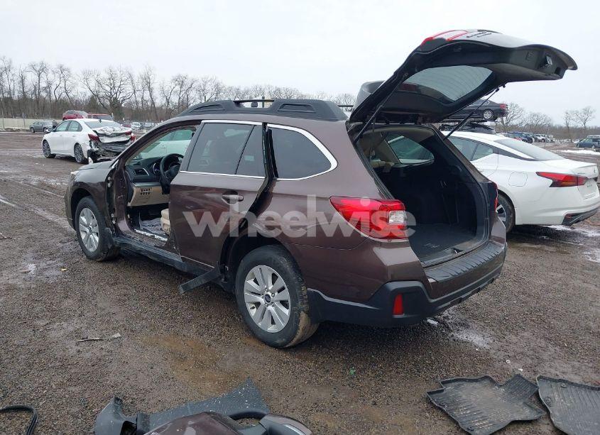 Photo 3 of 2019 Subaru Outback 2.5I PREMIUM (VIN 4S4BSAFC4K3363845)