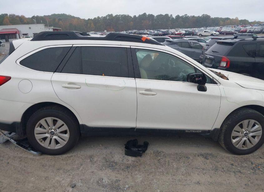 Photo 13 of 2019 Subaru Outback 2.5I PREMIUM (VIN 4S4BSAFC4K3373422)