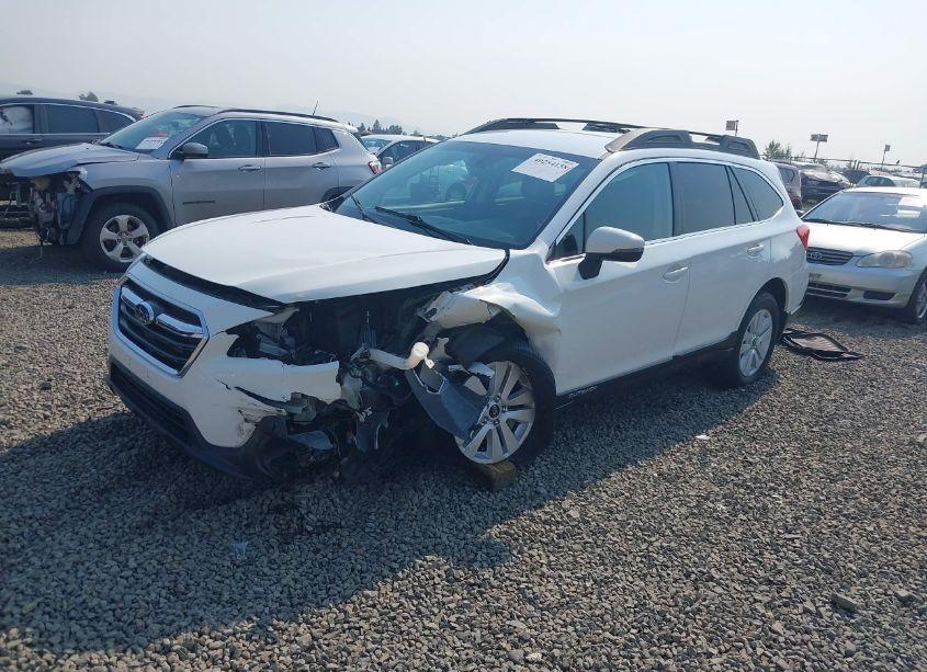 Photo 2 of 2018 Subaru Outback 2.5I PREMIUM (VIN 4S4BSAFC5J3324325)