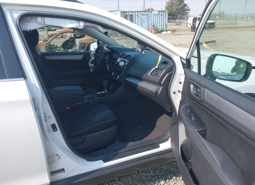 Photo 5 of 2018 Subaru Outback 2.5I PREMIUM (VIN 4S4BSAFC5J3324325)