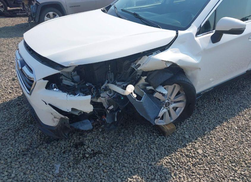 Photo 6 of 2018 Subaru Outback 2.5I PREMIUM (VIN 4S4BSAFC5J3324325)
