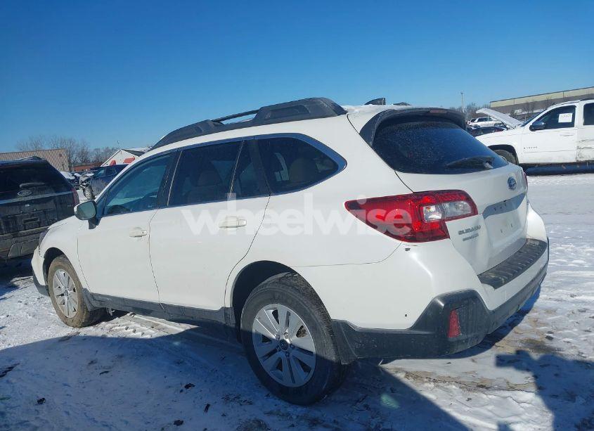 Photo 14 of 2018 Subaru Outback 2.5I PREMIUM (VIN 4S4BSAFC5J3334420)
