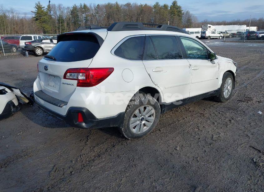 Photo 4 of 2019 Subaru Outback 2.5I PREMIUM (VIN 4S4BSAFC5K3316033)