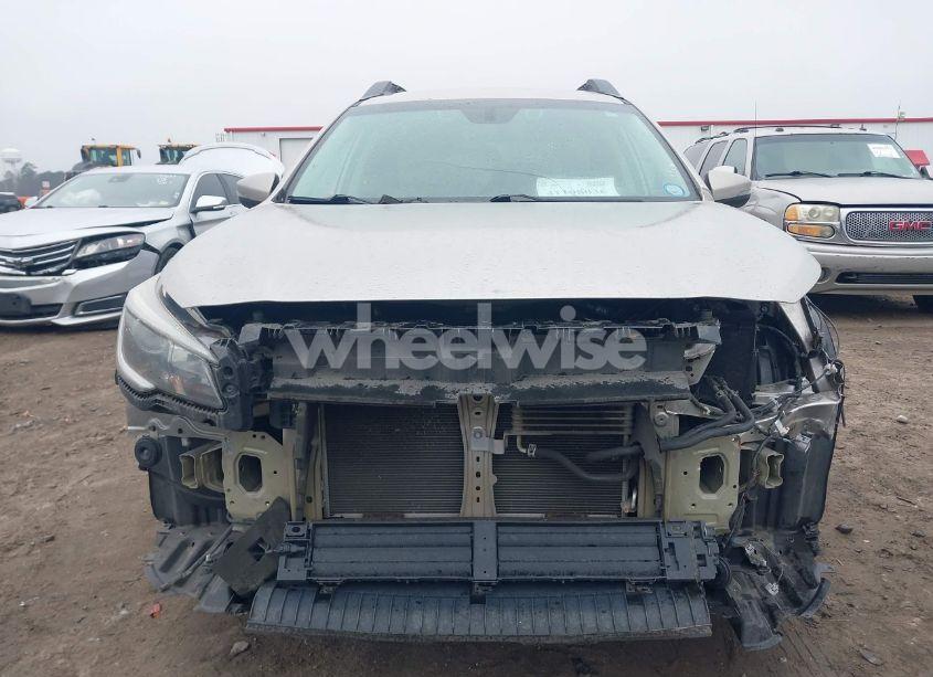 Photo 13 of 2018 Subaru Outback 2.5I PREMIUM (VIN 4S4BSAFC6J3286555)