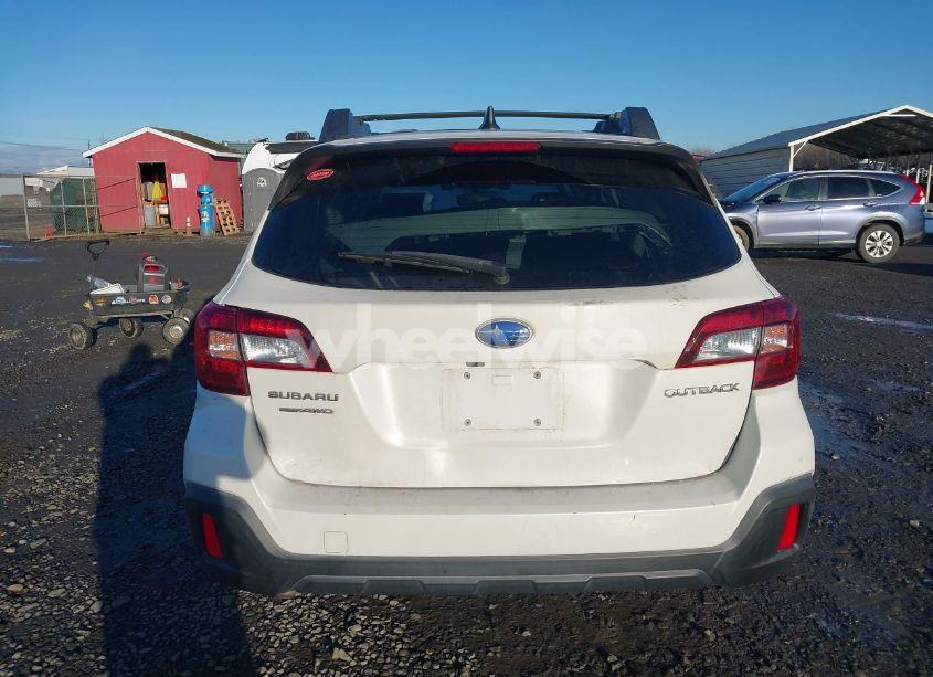 Photo 17 of 2018 Subaru Outback 2.5I PREMIUM (VIN 4S4BSAFC6J3325659)