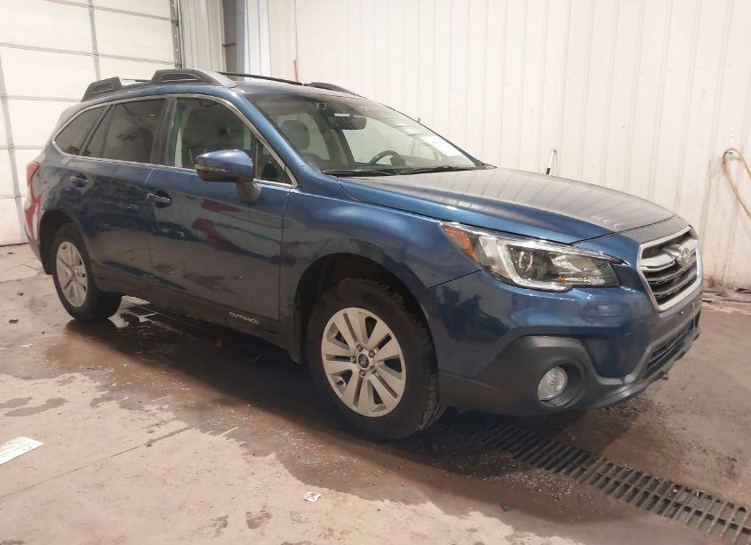 2019 Subaru Outback 2.5I PREMIUM (VIN 4S4BSAFC6K3330586) main photo