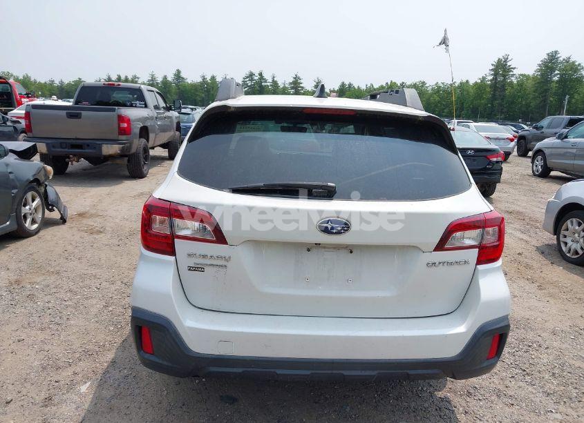 Photo 16 of 2018 Subaru Outback 2.5I PREMIUM (VIN 4S4BSAFC7J3297015)