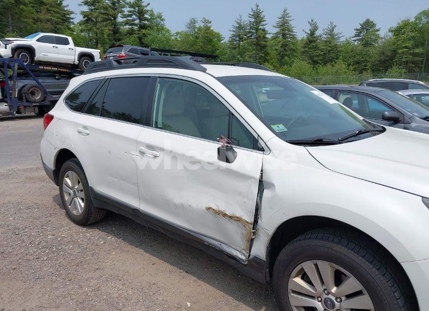 Photo 6 of 2018 Subaru Outback 2.5I PREMIUM (VIN 4S4BSAFC7J3297015)