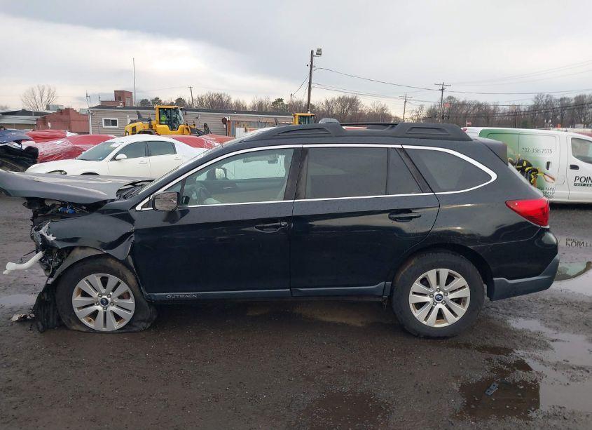 Photo 14 of 2019 Subaru Outback 2.5I PREMIUM (VIN 4S4BSAFC7K3337353)
