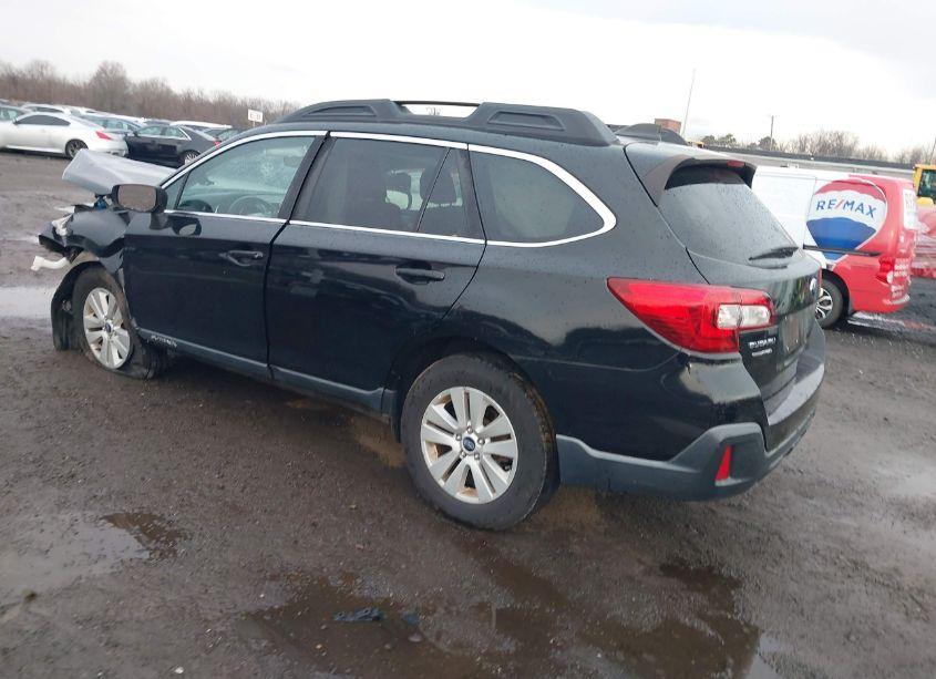 Photo 3 of 2019 Subaru Outback 2.5I PREMIUM (VIN 4S4BSAFC7K3337353)
