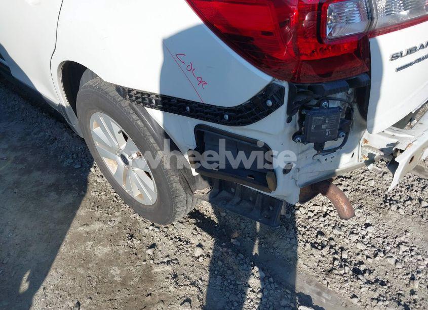 Photo 17 of 2019 Subaru Outback 2.5I PREMIUM (VIN 4S4BSAFC7K3352709)