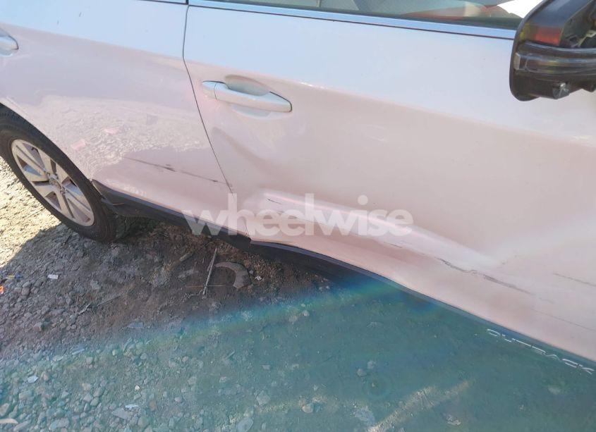 Photo 6 of 2019 Subaru Outback 2.5I PREMIUM (VIN 4S4BSAFC7K3352709)