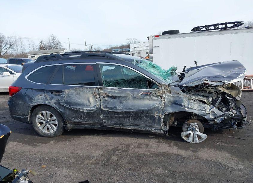 Photo 13 of 2019 Subaru Outback 2.5I PREMIUM (VIN 4S4BSAFC7K3376427)