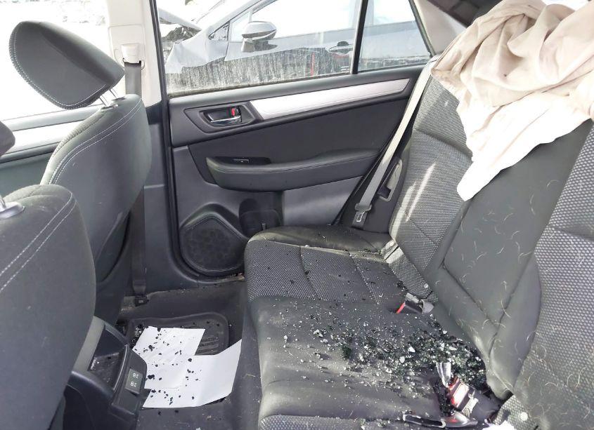 Photo 8 of 2019 Subaru Outback 2.5I PREMIUM (VIN 4S4BSAFC7K3376427)