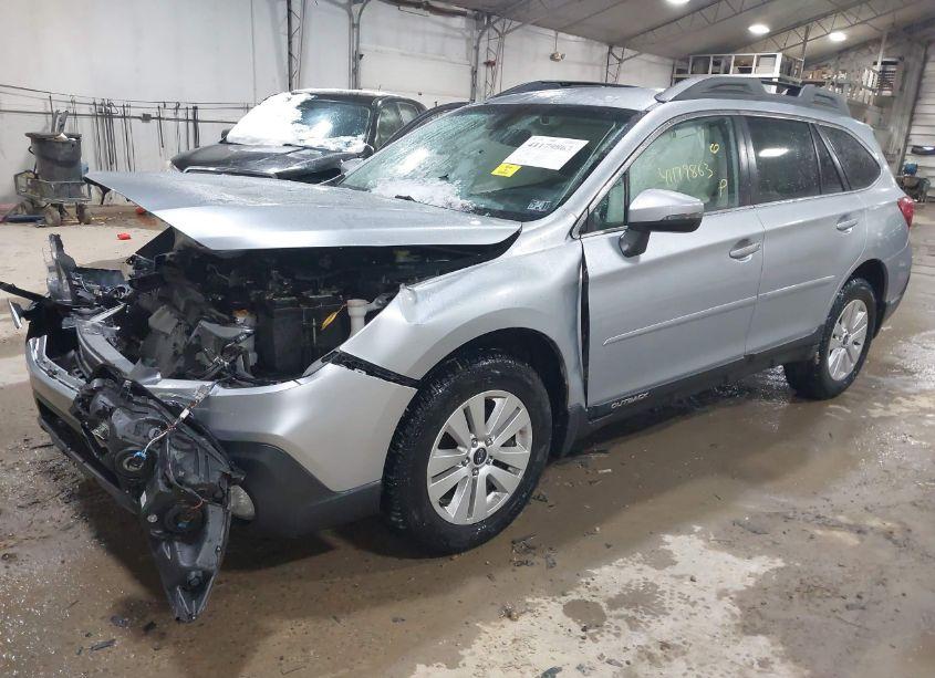 Photo 2 of 2018 Subaru Outback 2.5I PREMIUM (VIN 4S4BSAFC8J3269188)