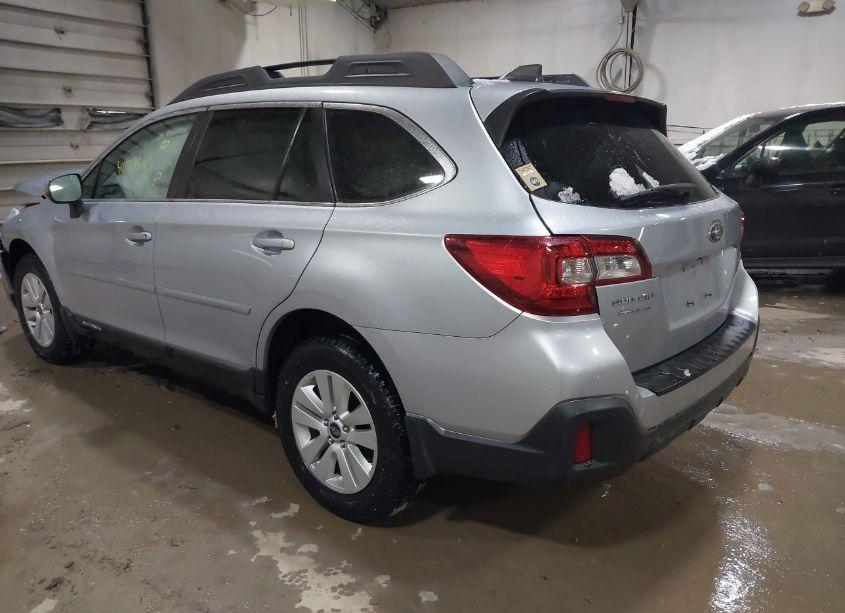 Photo 3 of 2018 Subaru Outback 2.5I PREMIUM (VIN 4S4BSAFC8J3269188)