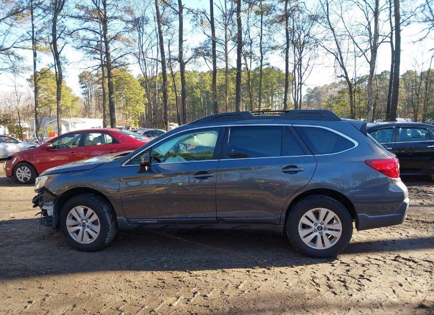 Photo 15 of 2018 Subaru Outback 2.5I PREMIUM (VIN 4S4BSAFC8J3318955)