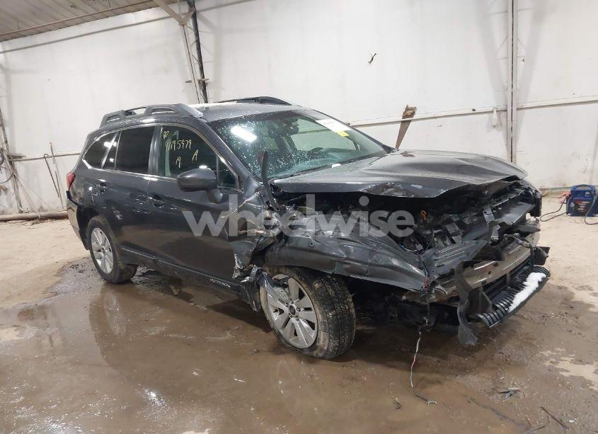 2019 Subaru Outback 2.5I PREMIUM (VIN 4S4BSAFC8K3203550) main photo
