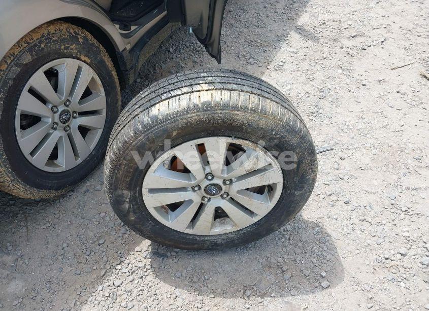 Photo 12 of 2019 Subaru Outback 2.5I PREMIUM (VIN 4S4BSAFC8K3282590)