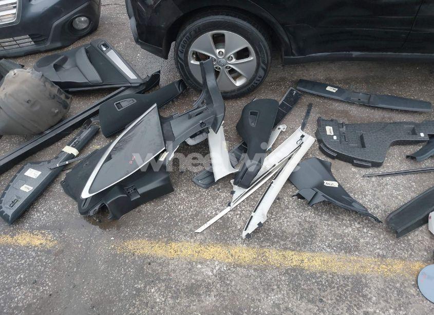 Photo 18 of 2017 Subaru Outback 2.5I PREMIUM (VIN 4S4BSAFC9H3349254)