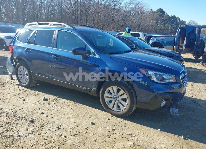 2019 Subaru Outback 2.5I PREMIUM (VIN 4S4BSAFC9K3269430) main photo