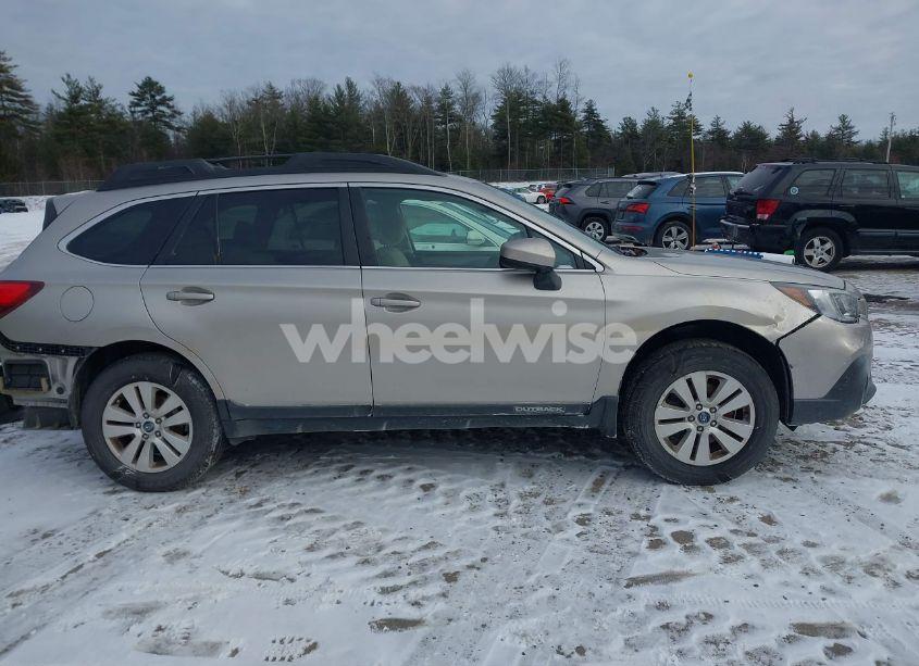 Photo 14 of 2019 Subaru Outback 2.5I PREMIUM (VIN 4S4BSAFC9K3274224)